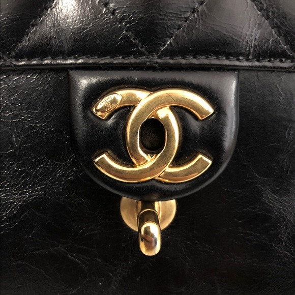Like New CHANEL purse - Picture 6 of 10